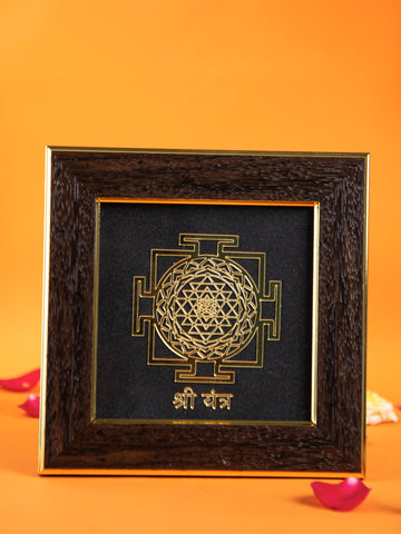Sri Yantra Photo Frame for Home, Office & Gifting – Decorative Wall & Table Frame