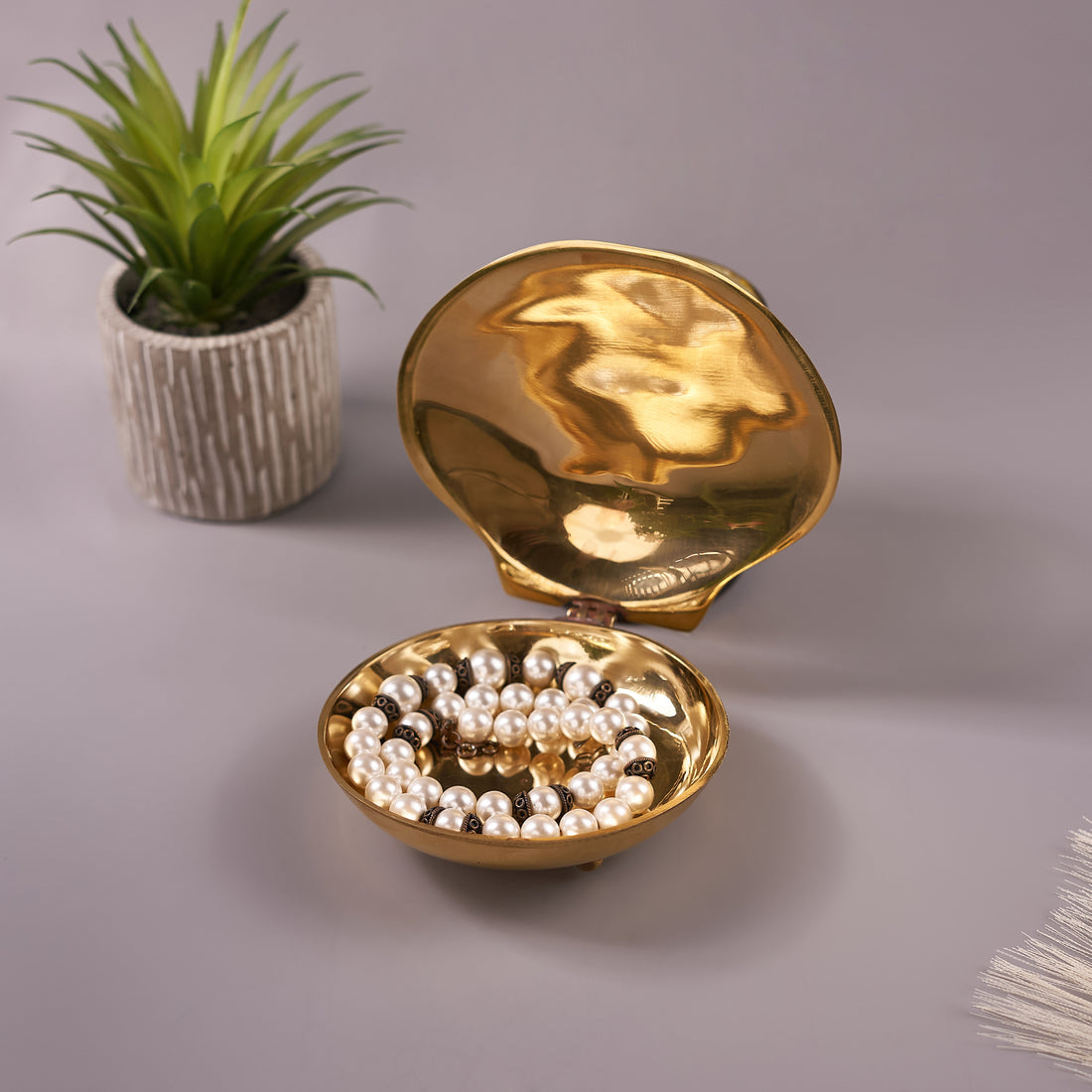 Brass Mother of Pearl Shell Shape Box (Pack of 5/10/20)