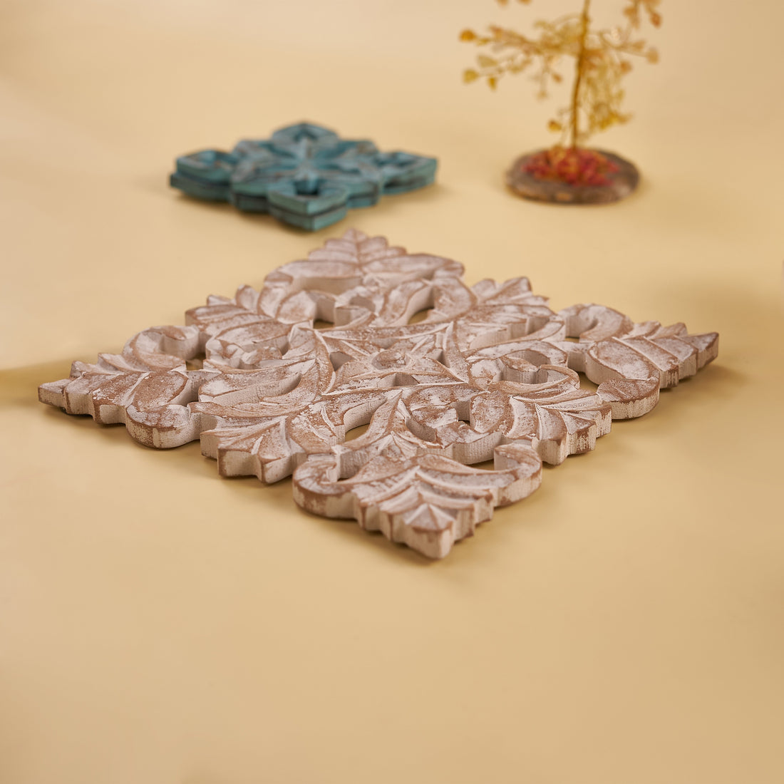 Wooden Carved Trivet in Antique White (Pack of 5/10/20)